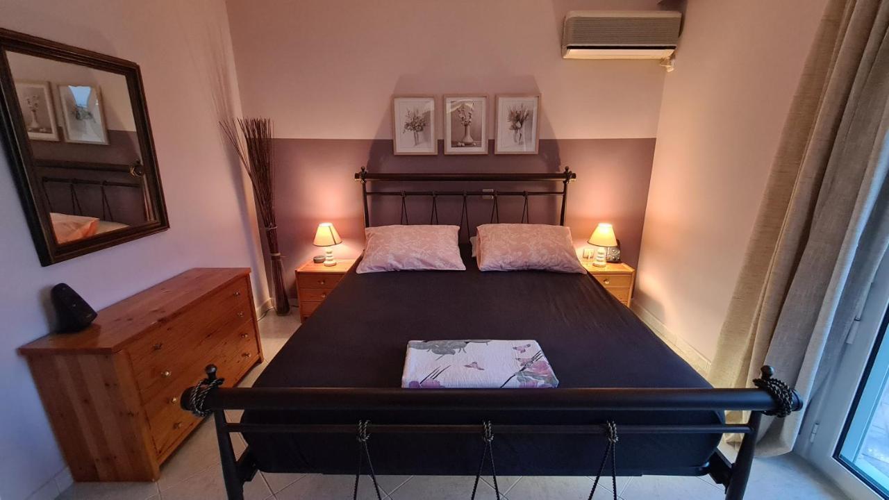 Feels Like Home Studio Nea Palatia 外观 照片
